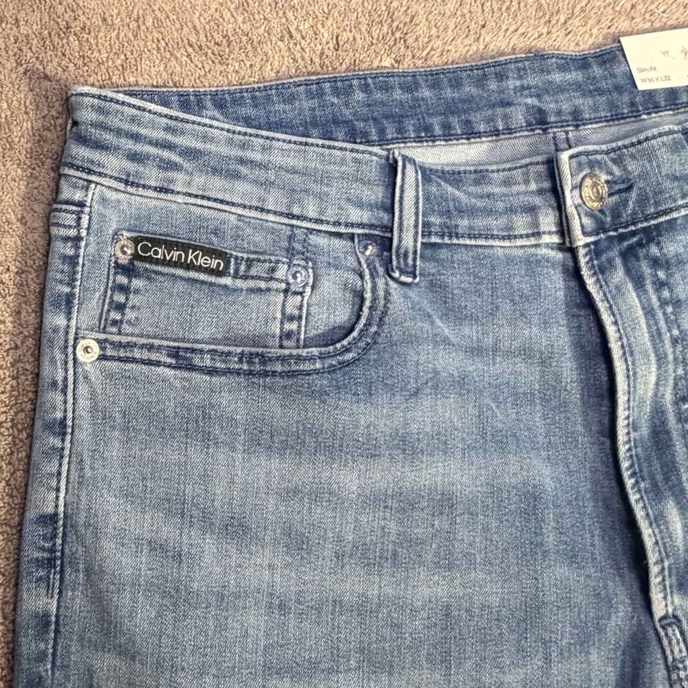 Calvin Klein
Brand new - Picture 4 of 4